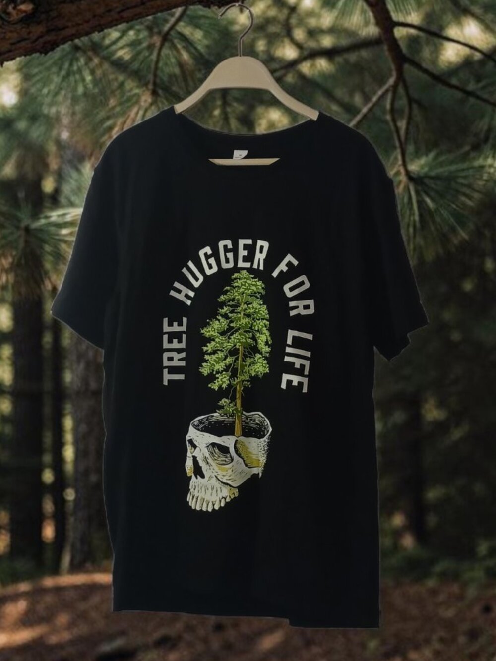 NWOT Tree Hugger For Life Graphic Tee Black Skull Nature Shirt Unisex
